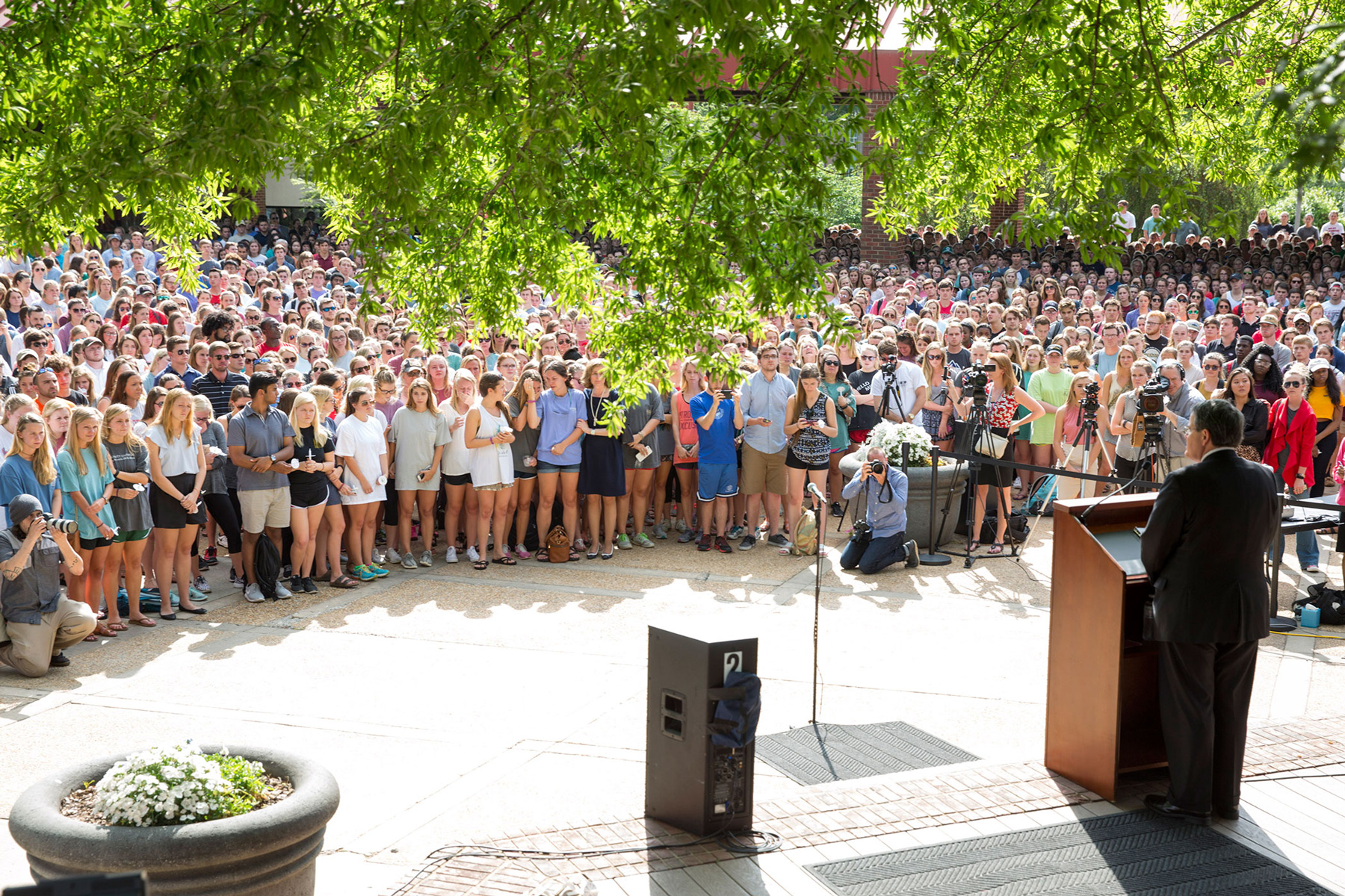 President Morehead speaks at memorial at Tate Student Center Plaza